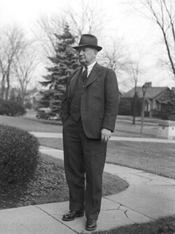 ProfileImages/1930.jpg
